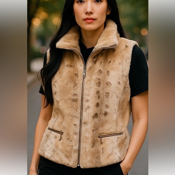 GO COCO FAUX FUR TAN & CREAM PLUSH TEXTURED SLEEVELESS FULL ZIP VEST SZ L - Picture 1 of 11
